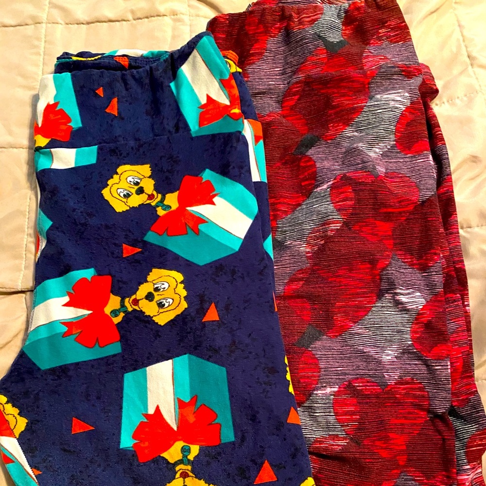 Two pairs of lularoe leggings